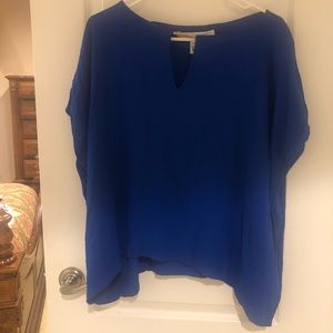 Diane Von Furstenberg Tops - Evening shirt or casual attire Diane Von Furstenberg Tops - Evening shirt or casual attire